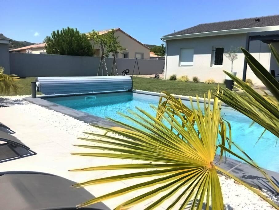 Chambre & Sdb Privee Avec Piscine En Bord De Via Rhona Sarras Kültér fotó