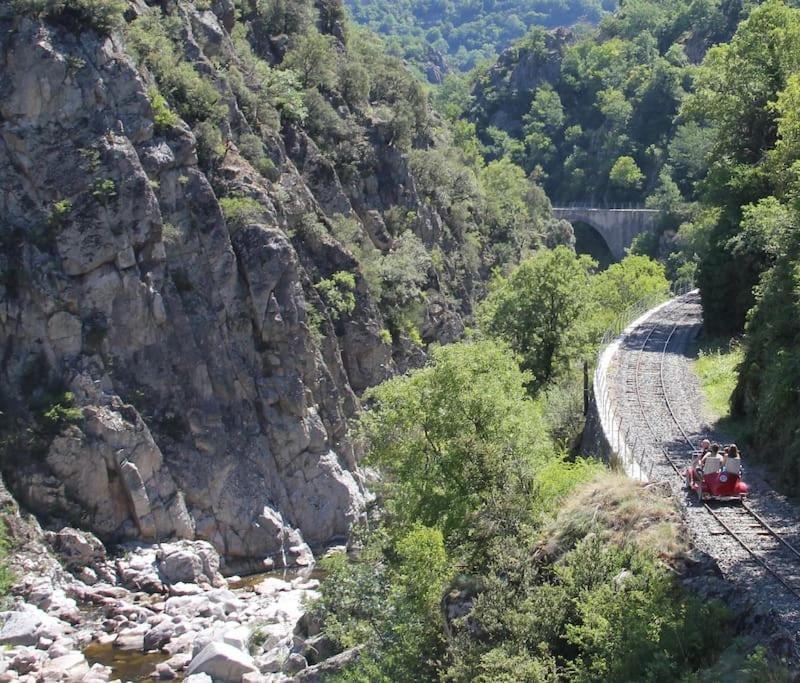 Chambre & Sdb Privee Avec Piscine En Bord De Via Rhona Sarras Kültér fotó